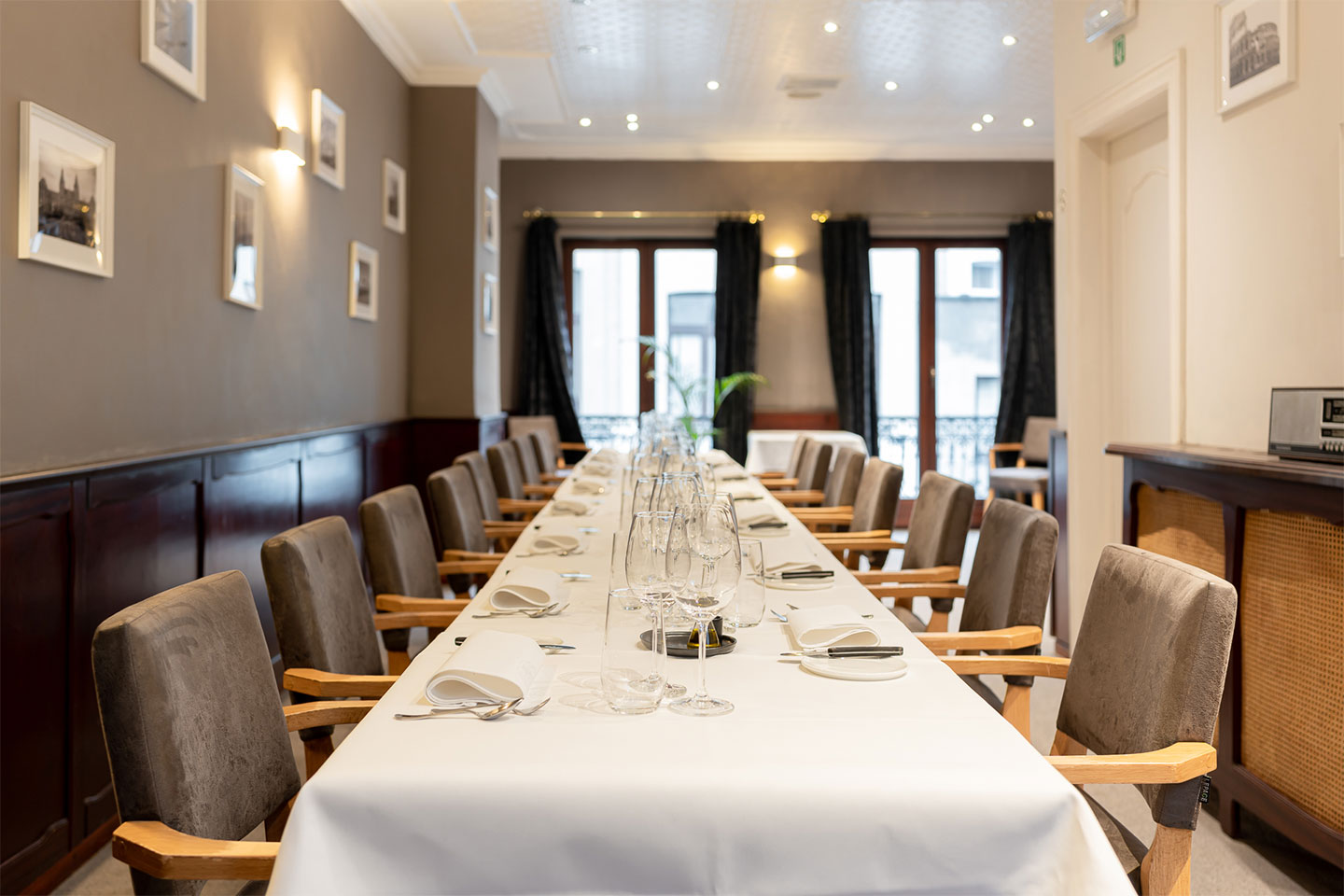 Salon privé - Stirwen - Etterbeek - Bruxelles - Cuisine Gastronomique - salle privative repas affaire événements privés